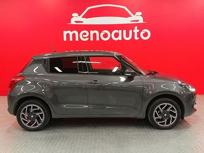 Käytetty Suzuki Swift GLX 90 HP (66 kW) 2018 Viistoperä
