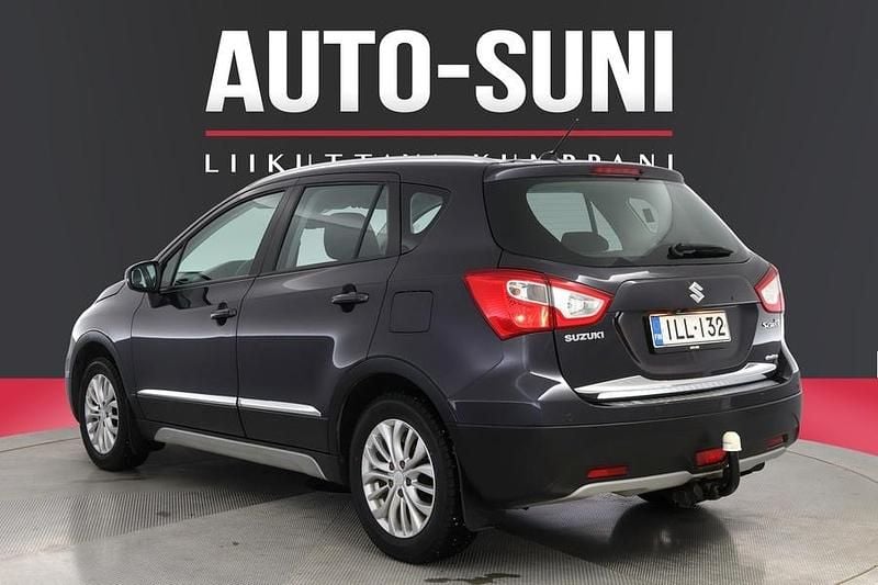 Käytetty Suzuki SX4 S-Cross GLX 120 HP (88 kW) 2013 Viistoperä