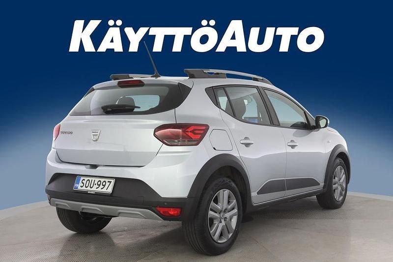 Käytetty Dacia Sandero Comfort 91 HP (66 kW) 2022 Harmaa Viistoperä