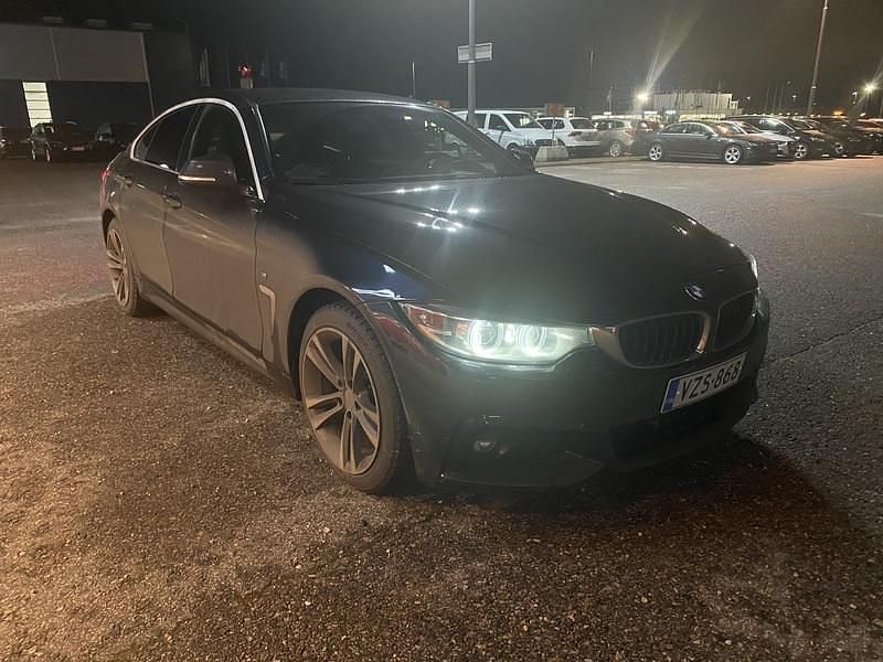Käytetty 2018 BMW 420 Exclusive Coupe - kaksiovinen | 27 900 € (Hieman kallis) - Kuva 1/4