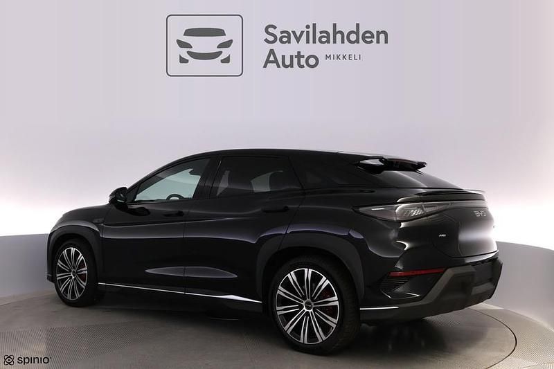 Käytetty BYD Sealion 7 389 kW (530 HP) 2025 Musta Katumaasturi