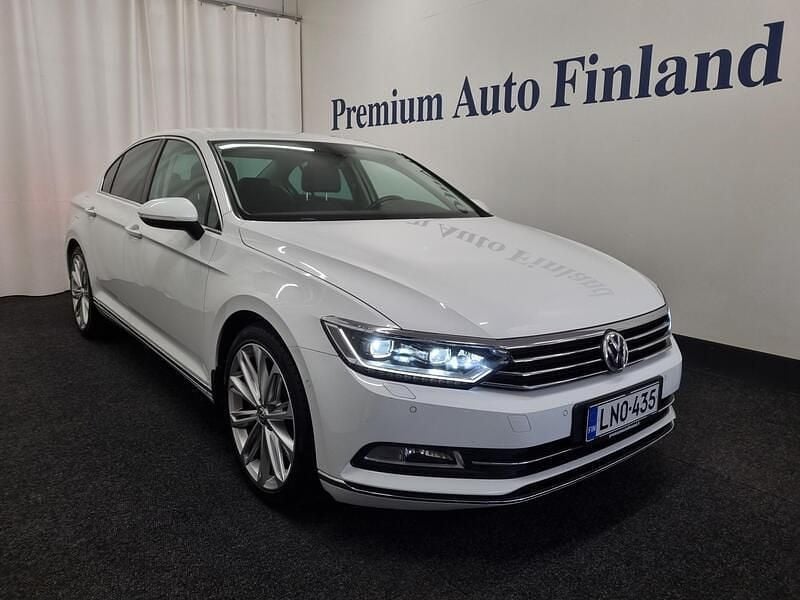 Käytetty VW Passat Highline 180 HP (132 kW) 2016 Sedan