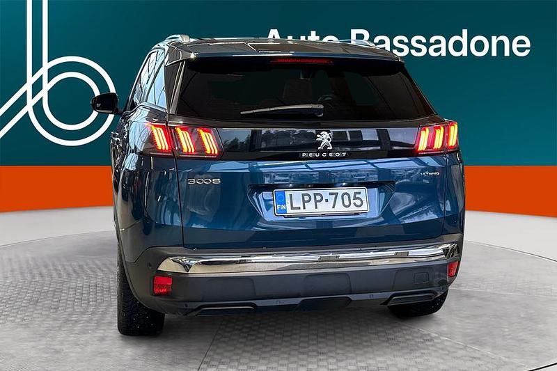 Käytetty Peugeot 3008 Allure 181 HP (133 kW) 2021 Katumaasturi