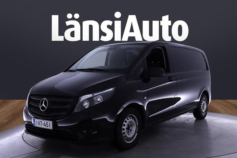 Musta Käytetty 2017 Mercedes Vito Van | 14 999 € (Hyvä tarjous) - Kuva 1/1