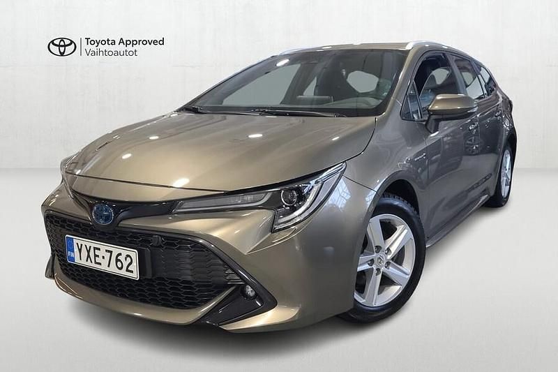 Käytetty Toyota Corolla Active 122 HP (89 kW) 2020 6x1 Farmari