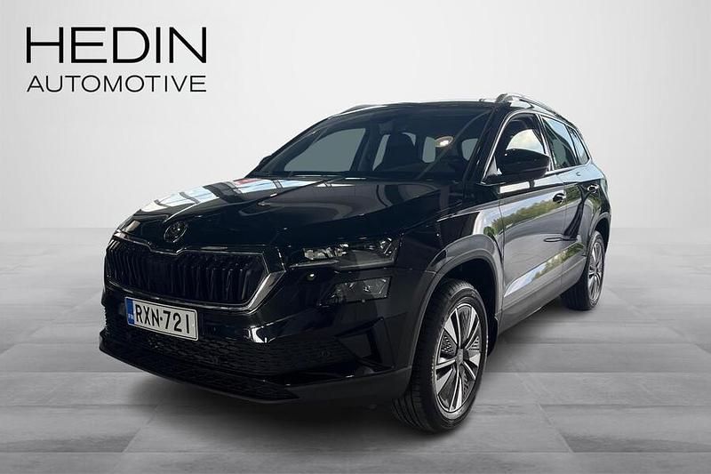 Käytetty Skoda Karoq Style 150 HP (110 kW) 2025 Musta Katumaasturi
