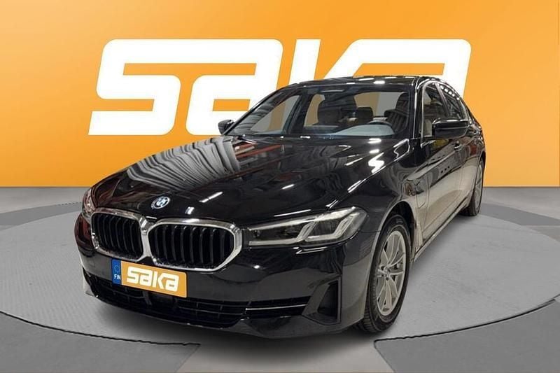 Käytetty 2022 BMW 530e Sedan | 32 850 € (Perustarjous) - Kuva 1/3
