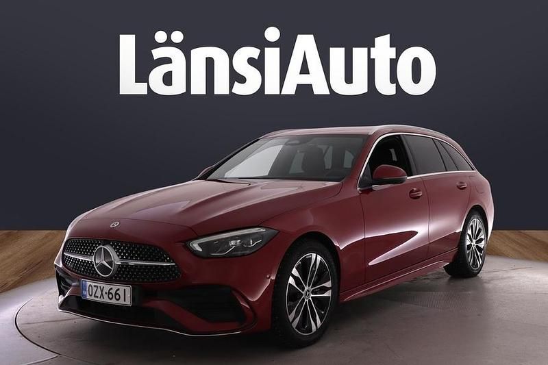 Käytetty Mercedes C300e Business 197 HP (144 kW) 2023 Punainen Farmari