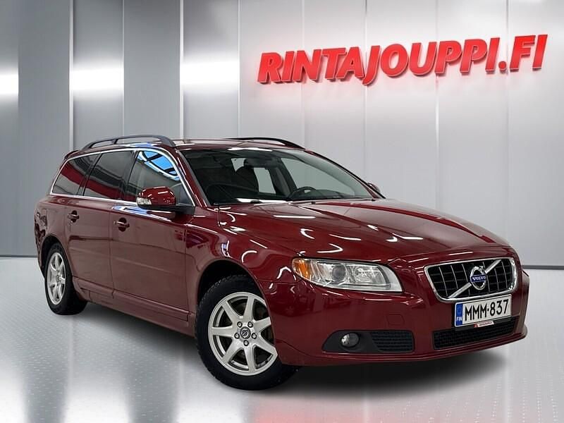 Käytetty Volvo V70 Momentum 231 HP (169 kW) 2010 Farmari