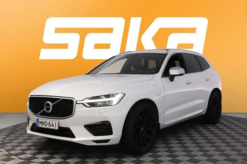 Käytetty Volvo XC60 R-Design 407 HP (299 kW) 2018 Katumaasturi