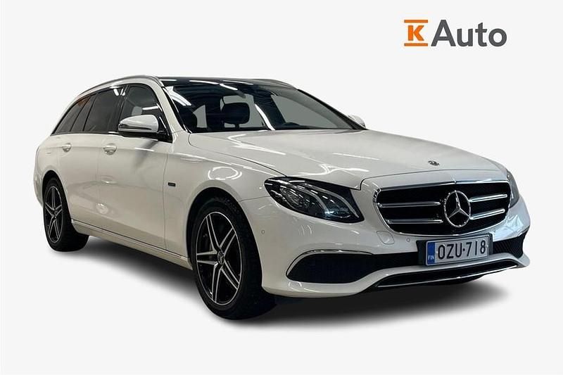 Käytetty 2019 Mercedes E300 Business Farmari | 23 990 € (Perustarjous) - Kuva 1/3