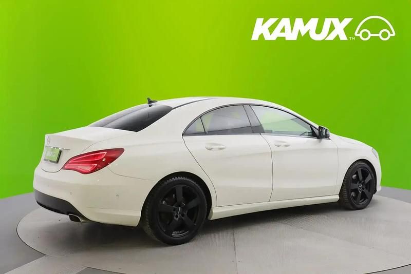 Käytetty Mercedes CLA180 122 HP (89 kW) 2014 Valkoinen Sedan