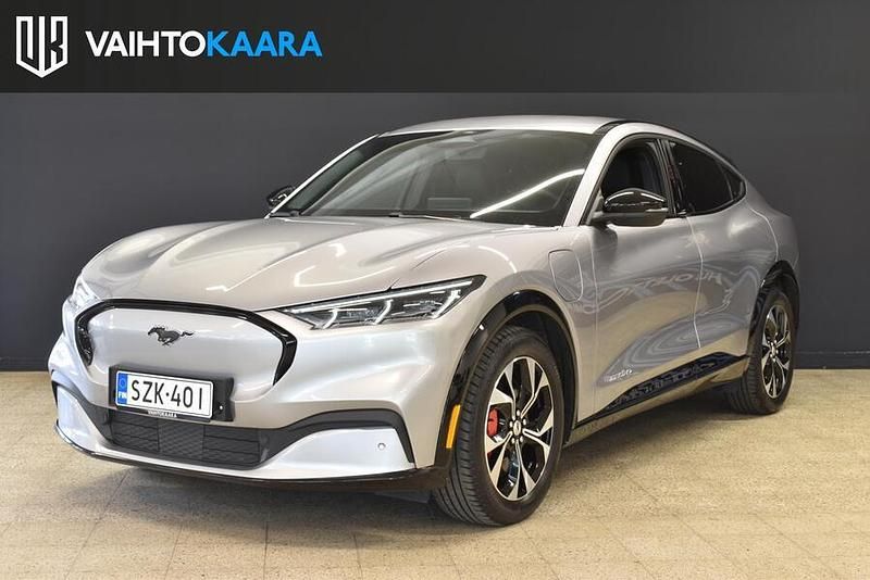 Käytetty 2022 Ford Mustang Mach-E Standard Range Katumaasturi | 29 700 € - Kuva 1/2