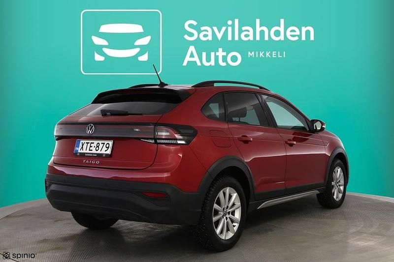 Käytetty VW Taigo Style 95 HP (69 kW) 2024 Punainen Katumaasturi
