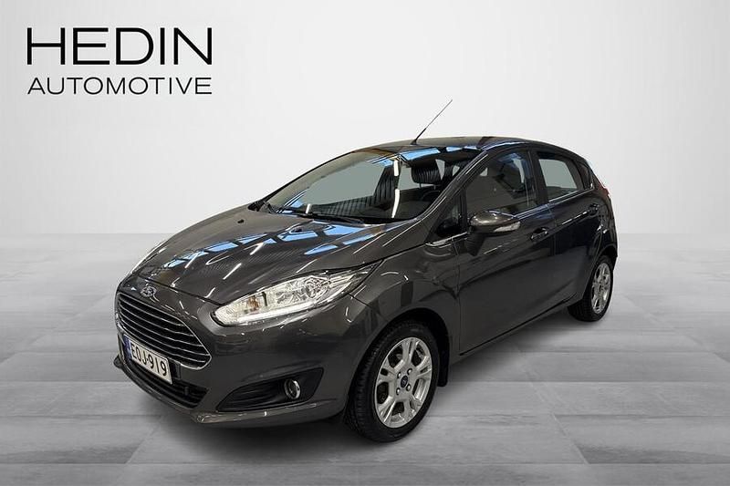 Harmaa Käytetty 2017 Ford Fiesta Titanium Viistoperä | 5 990 € (Hyvä tarjous) - Kuva 1/4