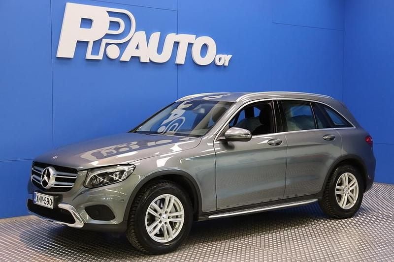 Käytetty Mercedes GLC250 Business 204 HP (150 kW) 2016 Harmaa Katumaasturi