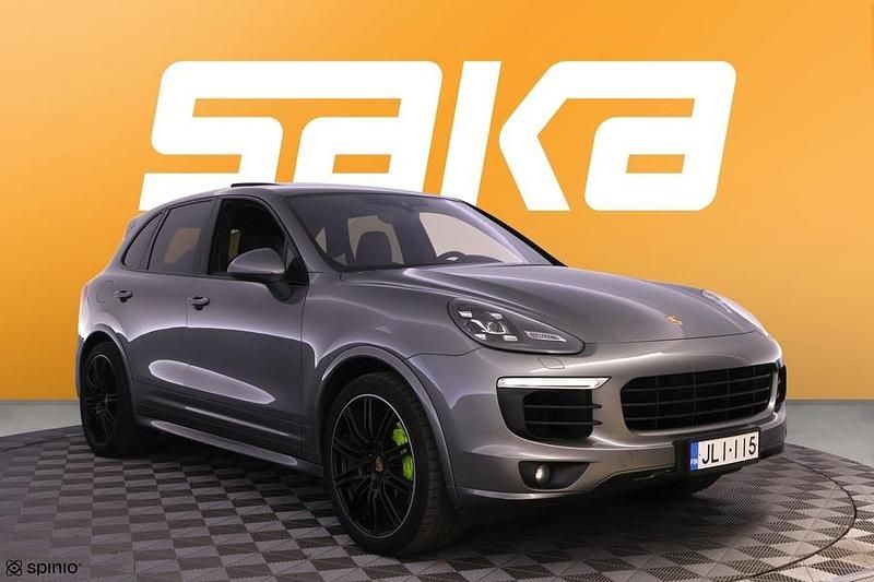 Käytetty 2016 Porsche Cayenne S E-Hybrid Sport Katumaasturi | 31 900 € - Kuva 1/3