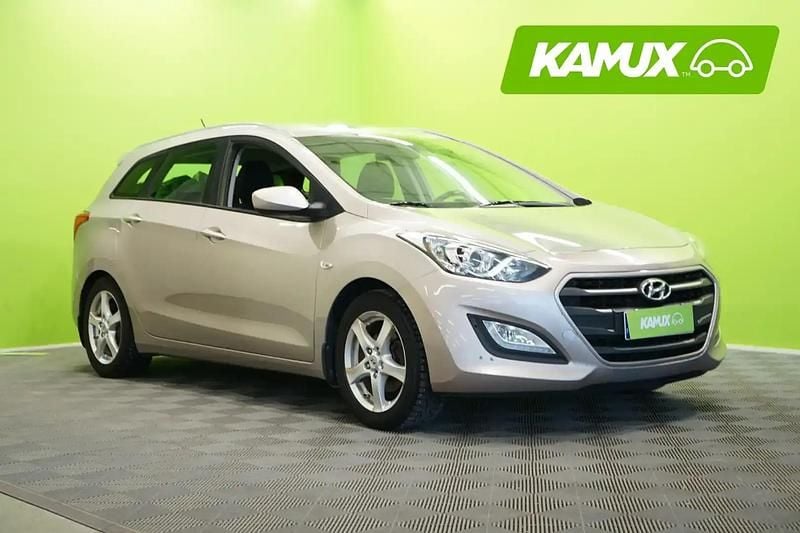 Käytetty Hyundai i30 Classic 101 HP (74 kW) 2017 Farmari