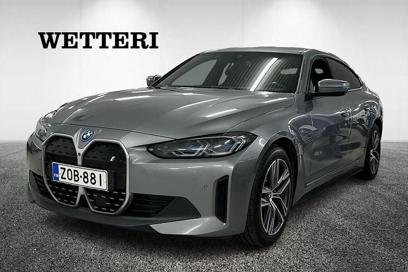Harmaa Käytetty 2022 BMW i4 Sedan | 33 900 € (Hieman kallis) - Kuva 1/4