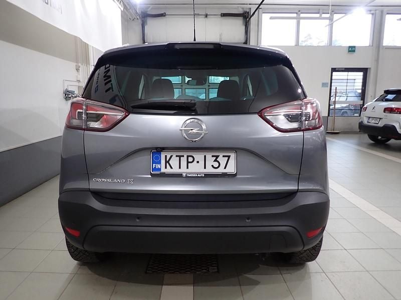 Käytetty Opel Crossland X Enjoy 150 HP (110 kW) 2018 Harmaa Katumaasturi