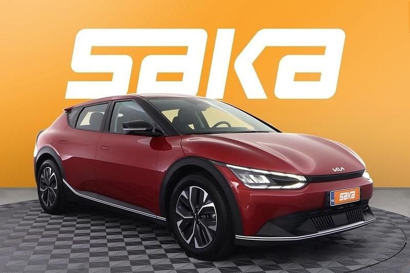 Käytetty 2023 Kia EV6 Katumaasturi | 28 890 € (Supertarjous) - Kuva 1/3