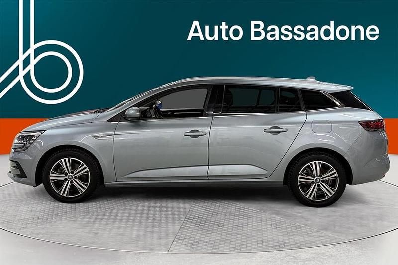 Käytetty Renault Mégane IV Intens 91 HP (66 kW) 2021 Farmari