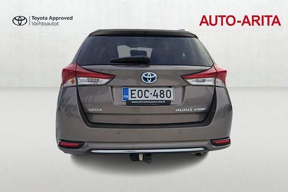 Käytetty Toyota Auris Touring Sports Premium 98 HP (72 kW) 2016 Harmaa Farmari