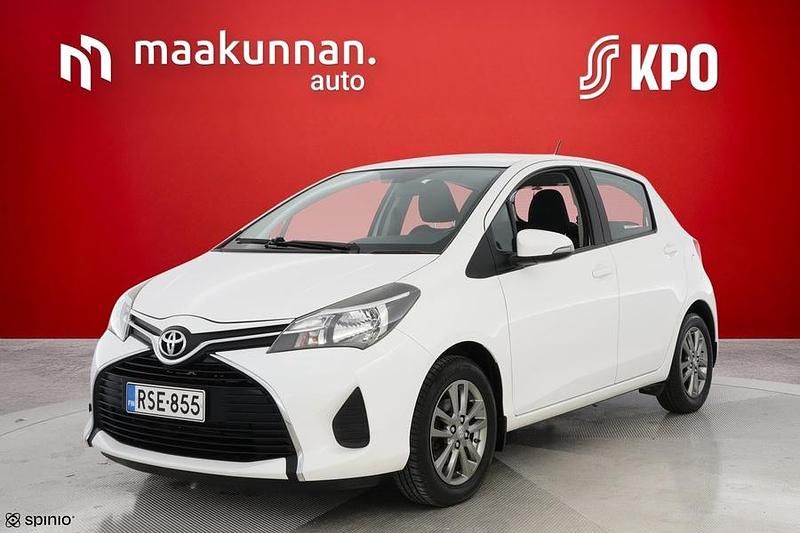Valkoinen Käytetty 2015 Toyota Yaris Active Viistoperä | 11 800 € (Perustarjous) - Kuva 1/3