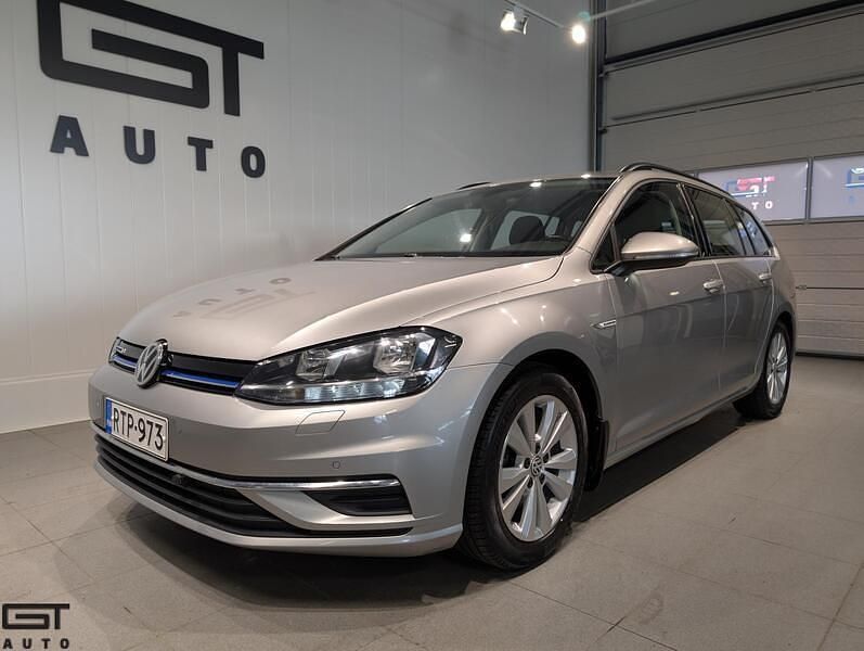 Käytetty 2018 VW Golf VII Comfortline Farmari | 16 490 € (Hyvä tarjous) - Kuva 1/4
