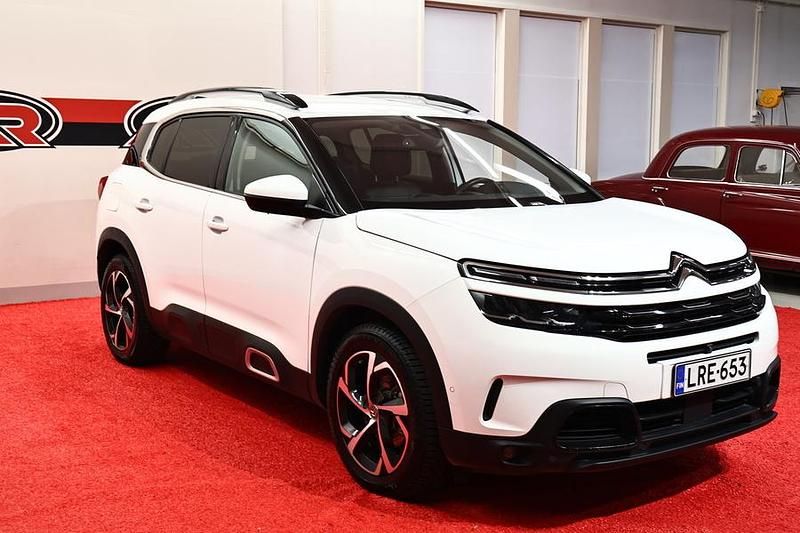 Käytetty Citroën C5 Aircross Comfort 131 HP (96 kW) 2022 Valkoinen Katumaasturi