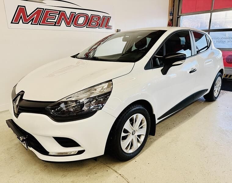 Käytetty Renault Clio IV Life 73 HP (53 kW) 2017 Viistoperä