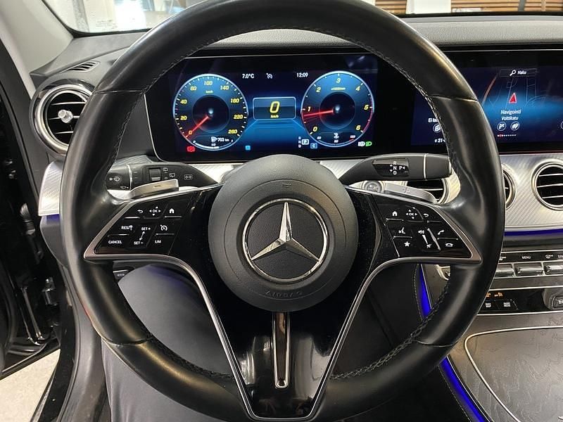 Käytetty Mercedes E220 All-Terrain 194 HP (142 kW) 2021 Musta Farmari