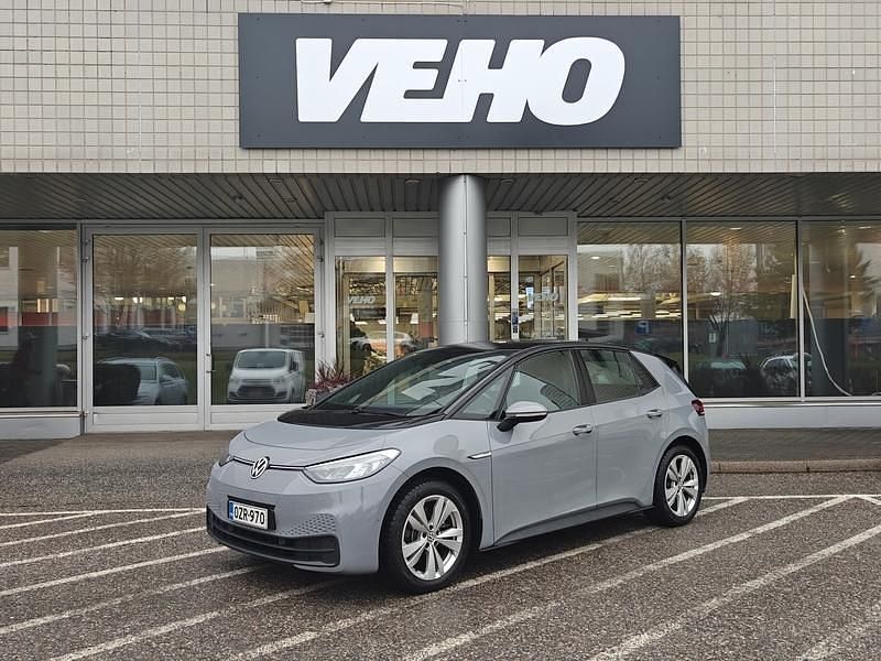Harmaa Käytetty 2023 VW ID.3 Pro Performance Viistoperä | 24 900 € (Hyvä tarjous) - Kuva 1/4