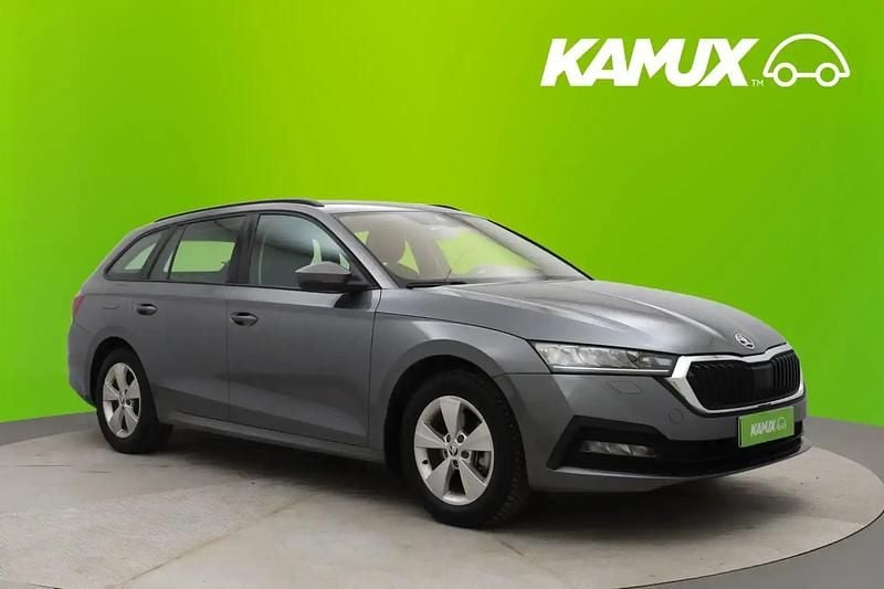 Käytetty Skoda Octavia Ambition 110 HP (80 kW) 2024 Hopea / harmaa Farmari