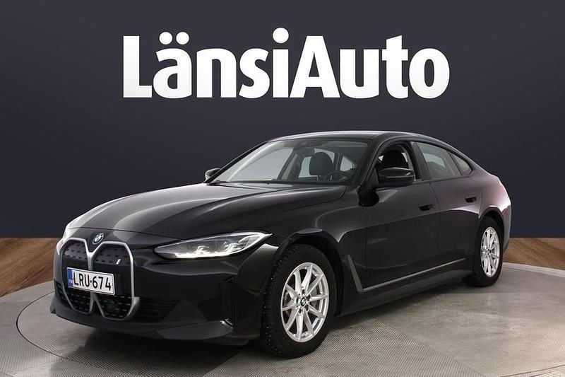 Käytetty BMW i4 250 kW (340 HP) 2023 Musta Sedan