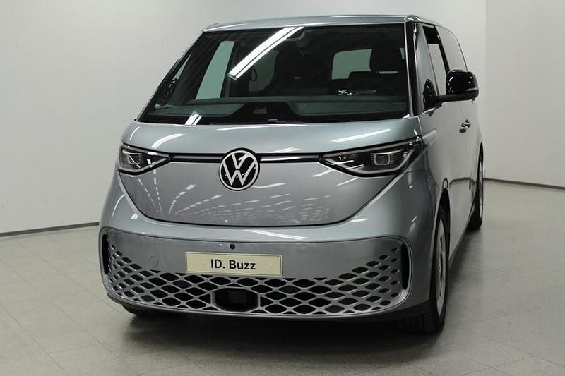 Uusi VW ID. Buzz Pro 210 kW (286 HP) 2025 Tila-auto
