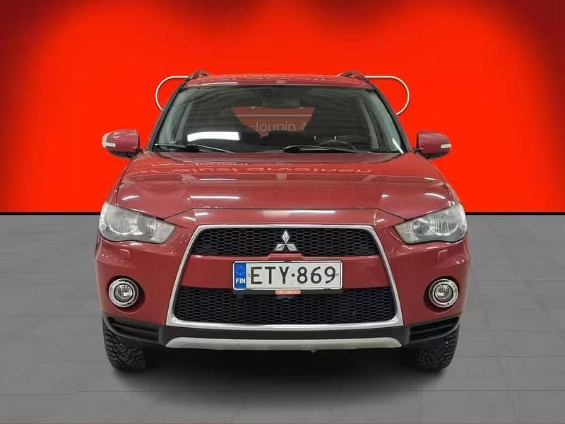 Käytetty Mitsubishi Outlander 156 HP (114 kW) 2012 Katumaasturi