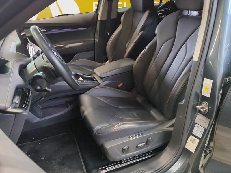 Käytetty Skoda Enyaq iV SportLine 150 kW (204 HP) 2022 Valkoinen Katumaasturi