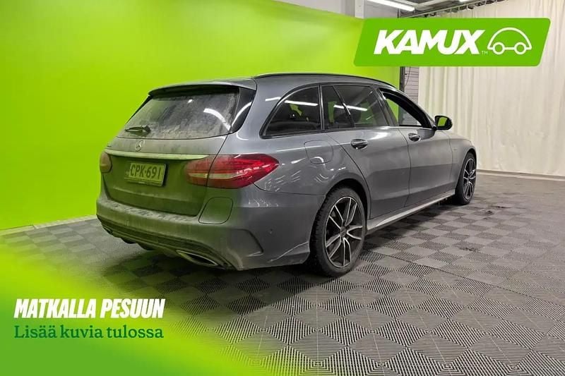 Käytetty Mercedes C350e AMG 279 HP (205 kW) 2018 Hopea / harmaa Farmari