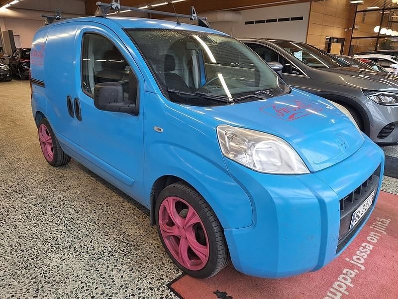 Punainen Käytetty 2009 Fiat Fiorino Tila-auto | 5 890 € - Kuva 1/2