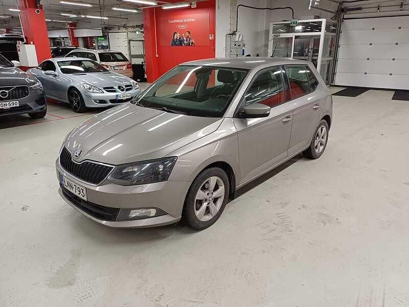 Käytetty 2016 Skoda Fabia Ambition Viistoperä | 6 390 € (Perustarjous) - Kuva 1/3