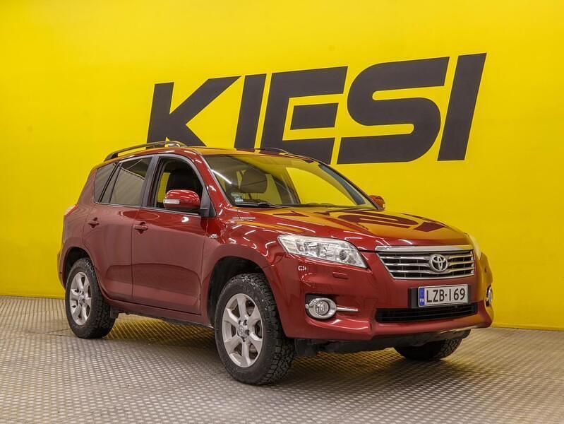 Käytetty 2010 Toyota RAV4 Luxury Katumaasturi | 9 490 € (Perustarjous) - Kuva 1/3