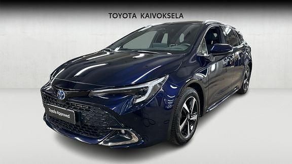 Käytetty Toyota Corolla Anniversary 140 HP (102 kW) 2024 Met. sininen Farmari