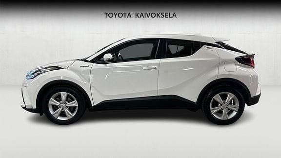 Käytetty Toyota C-HR Active 122 HP (89 kW) 2022 Valkoinen Katumaasturi