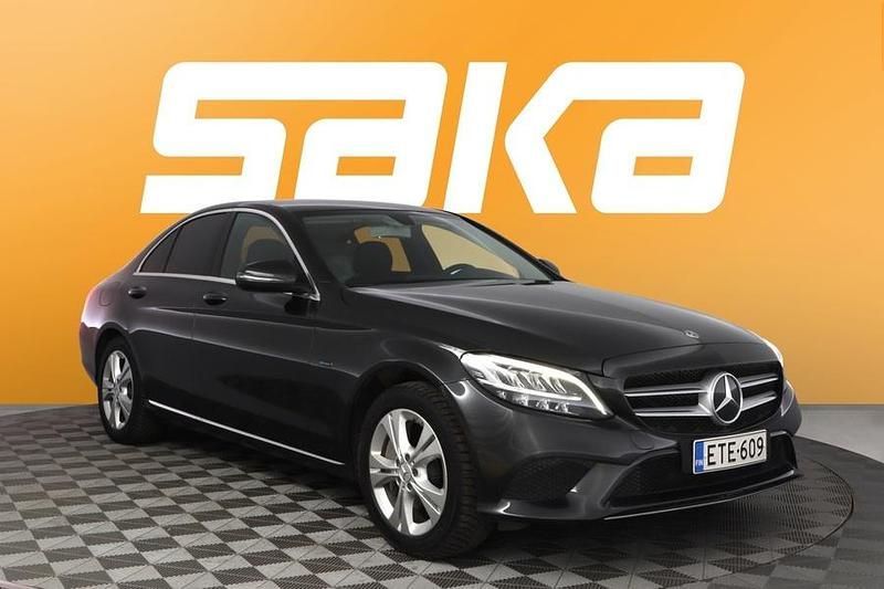 Käytetty Mercedes C300e Business 320 HP (235 kW) 2020 Sedan