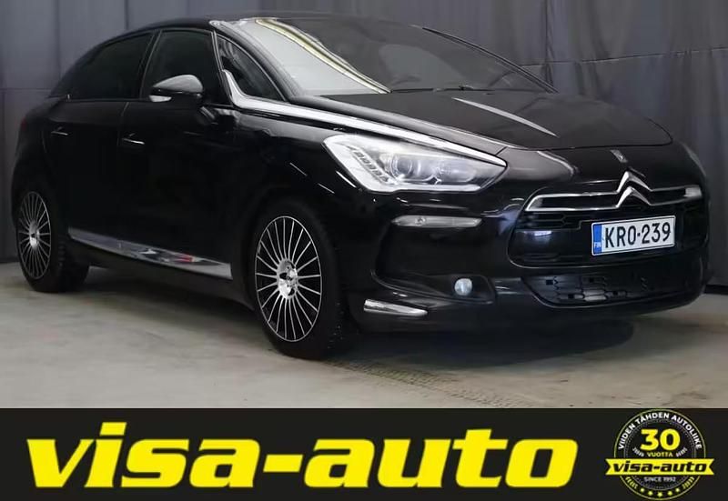 Käytetty Citroën DS5 So Chic 200 HP (147 kW) 2012 Musta Viistoperä
