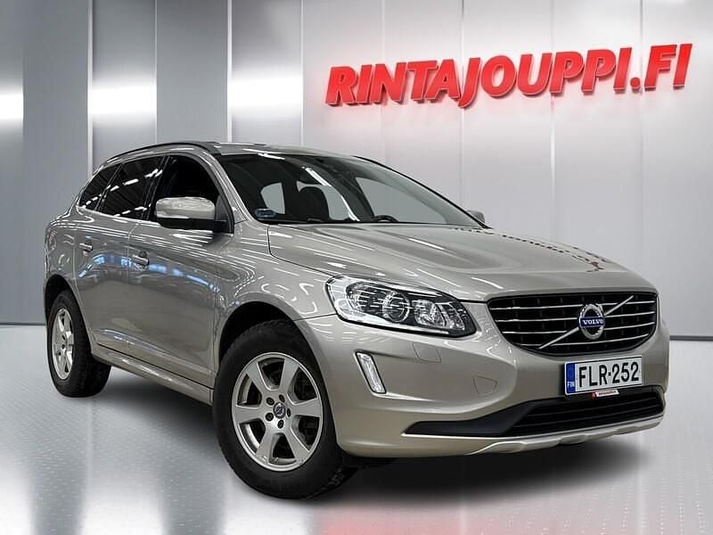 Ruskea Käytetty 2015 Volvo XC60 Momentum Katumaasturi | 19 700 € (Hyvä tarjous) - Kuva 1/3
