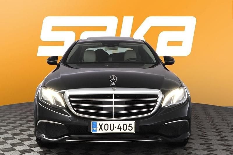 Käytetty Mercedes E200 Business 150 HP (110 kW) 2019 Sedan