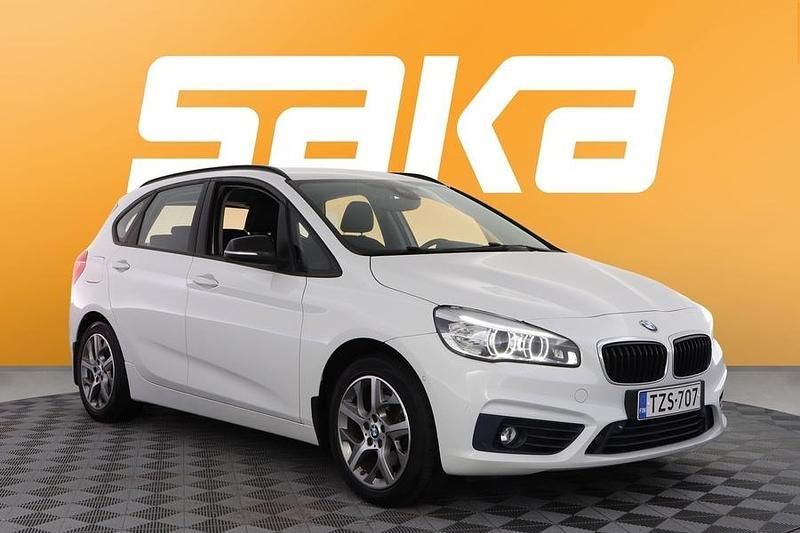 Käytetty BMW 218 Active Tourer Sport Line 136 HP (100 kW) 2015 Tila-auto