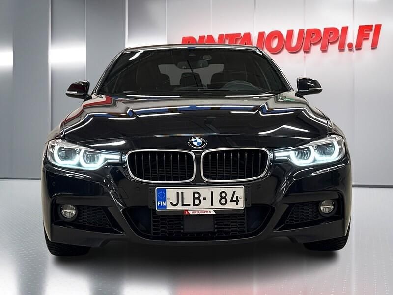 Käytetty BMW 320 Exclusive 190 HP (139 kW) 2019 Sedan